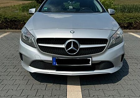 Mercedes-Benz A 160 - Sport *Automatik*