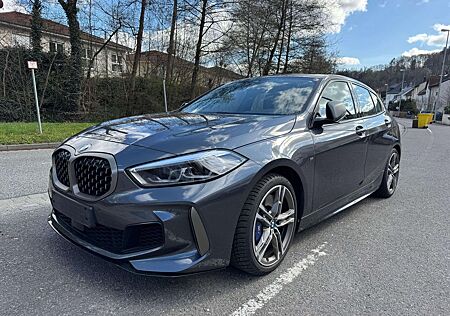 BMW 135 M xDrive Scheckheft u-frei fast VOLL TOP gep