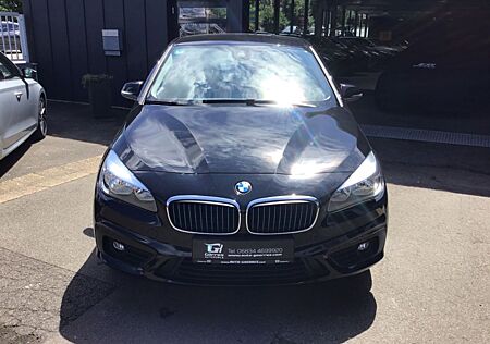 BMW 225 xe Advantage