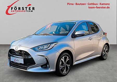 Toyota Yaris gebraucht kaufen Toyota Yaris 1,5l Hybrid Teamplayer *SAFETY-P*COMFOR