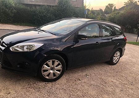 Ford Focus 1,0 Ecoboster 74KW (100PS) **AHK**