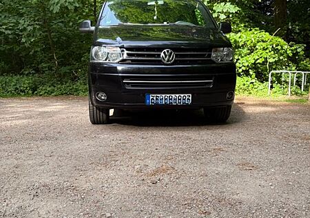 VW T5 Caravelle Volkswagen / Umbau Extra Ausstattung / Multivan