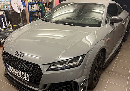 Audi TT RS Iconic Edition Nr. 49/100