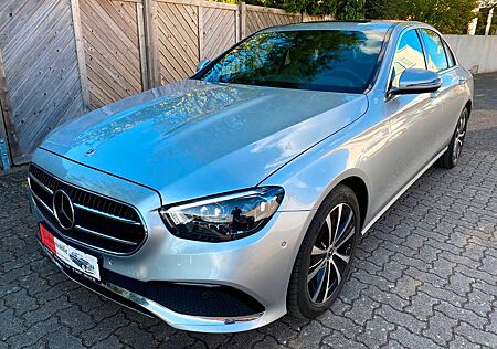 Mercedes-Benz E 300 de°Multibeam-LED°Widescreen°Schiebedach°