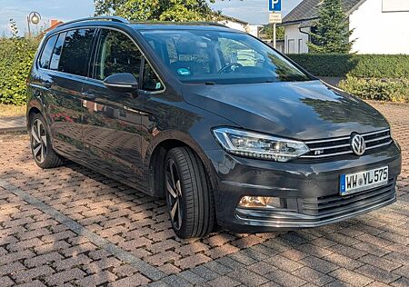 VW Touran Volkswagen 1.8 TSI DSG | LED | Navi | Lane Assist