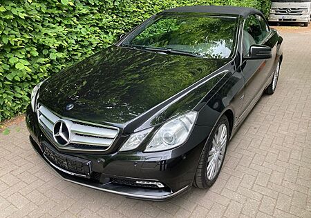 Mercedes-Benz E 250 CGI BE Cabrio Autom,Leder,Airscarf,Navi
