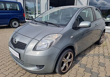Toyota Yaris Sol 1.3 VVT-i Klima Radio