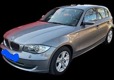 BMW 120i Edition Lifestyle Edition Lifestyle