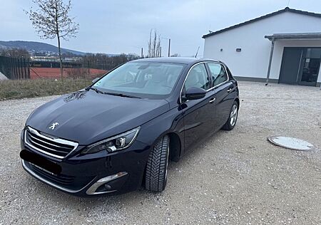 Peugeot 308 Allure 125 THP Allure