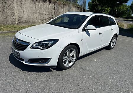 Opel Insignia 4x4 Sport / Getriebe Schaden