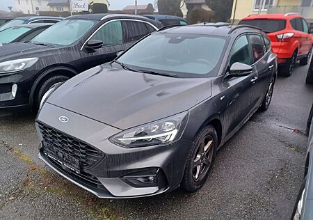 Ford Focus 1,5 ** ST Line / LED ** mit Garantie