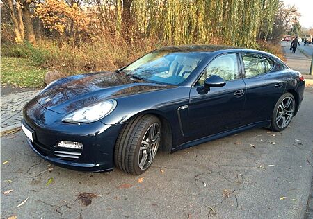 Porsche Panamera 4 PDK 20 Zoll-Räder Luftferderung