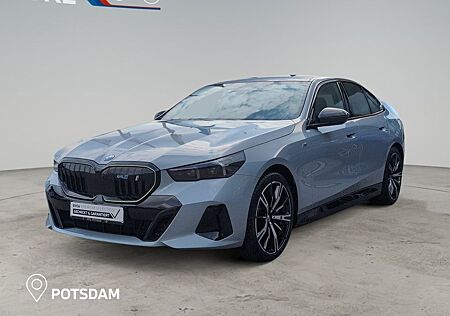 BMW i5 xDrive40 M-PAKET PRO | 34% UPE-Nachlass | AHK