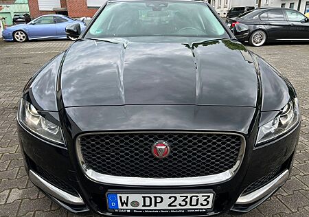 Jaguar XF 20d 180PS Automatik