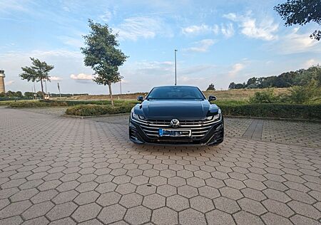 VW Arteon Volkswagen 2.0 TSI OPF 140kW DSG R-Line R-Line