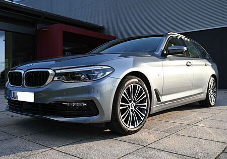 BMW 530i xDrive Touring Sportline