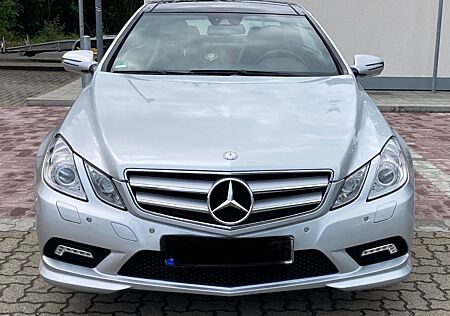Mercedes-Benz E 500 Coupé Top gepflegt, frische Wartung