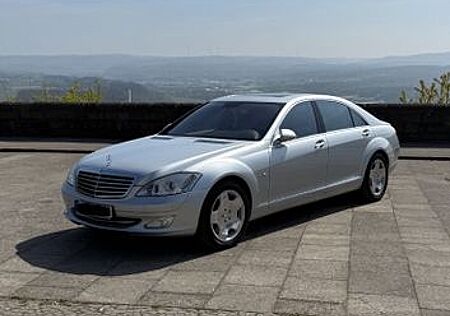Mercedes-Benz S 600 Mercedes L V12