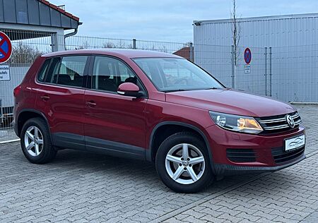 VW Tiguan Volkswagen *TECH*4MOTION*KLIMA*SHZ*DSG*AHK*TÜVNEU*
