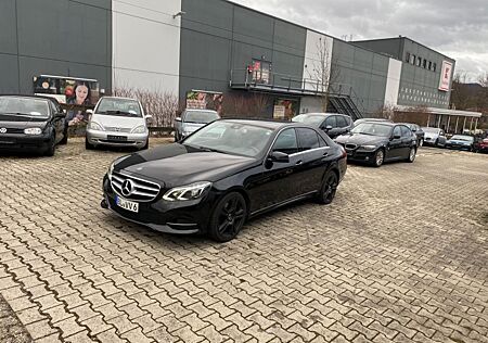 Mercedes-Benz E 350 BlueTEC/TÜV Neu/9G-Automatik/Leder/Navi