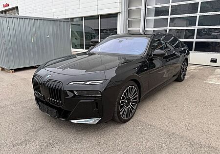 BMW i7 eDrive50 - M Paket - Voll