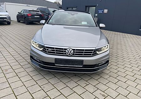 VW Passat Volkswagen Lim. Highline*R-Line*Vollausstattung*!!