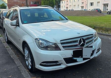Mercedes-Benz C 180 T Kompressor BlueEFFICIENCY AVANTGARDE