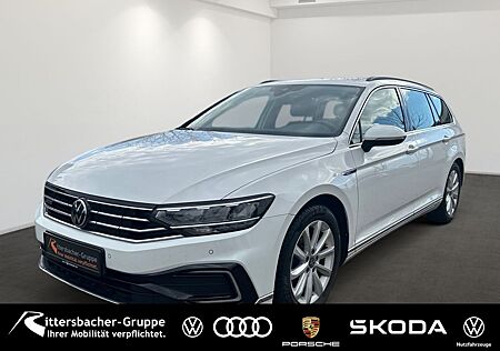 VW Passat Variant Volkswagen 1,4 GTE BusiPaket Navi RFK LED