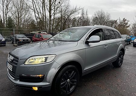 Audi Q7 4.2 FSI quattro*7-Sitze*Tüv 10/2026*Ahk