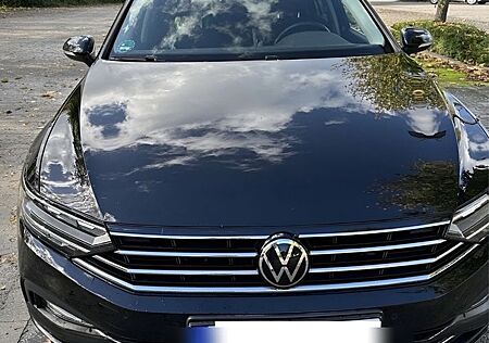VW Passat Variant Volkswagen 2.0 TDI SCR DSG Business Vari...