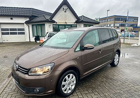 VW Touran Volkswagen Life NAVI TEMPOMAT SITZHEIZUNG AHK