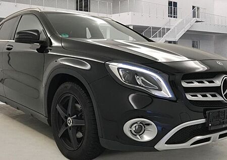 Mercedes-Benz GLA 220 GLA -Klasse CDI / d