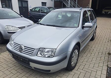 VW Bora Volkswagen 1.9TDI 74kW Comfortline Variant
