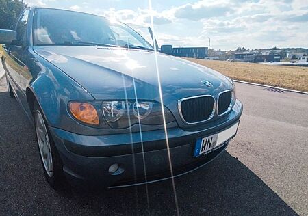 BMW 318i touring - Stahlblaumetallic, guter Zustand