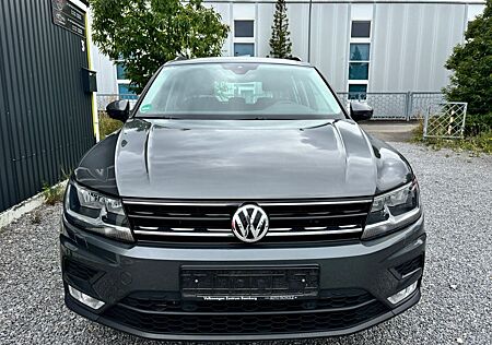 VW Tiguan Volkswagen Comfortline 4Motion/DSG/AHK/NAVI/SHZ