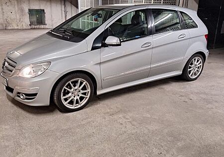 Mercedes-Benz B 180 CDI -