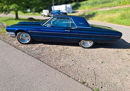 Ford Thunderbird