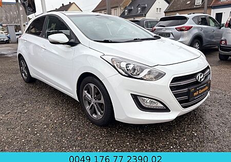 Hyundai i30 blue Passion*SERVICE NEU*PDC*SHZ*HU NEU*
