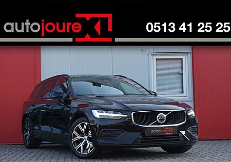 Volvo V60 2.0 B3 Essential | Navigatie | Cruise Contro