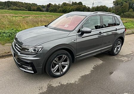 VW Tiguan Volkswagen R-Line 2.0 TDI SCR DSG 4MOTION Dynaudio