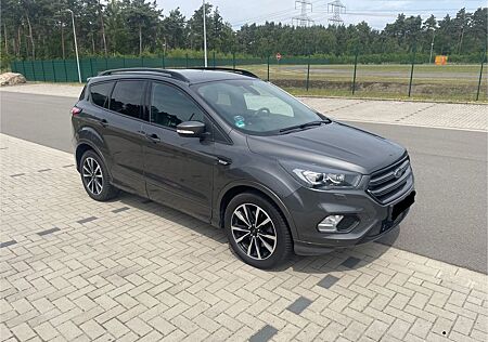 Ford Kuga 2,0 TDCi 4x2 110kW ST-Line ST-Line
