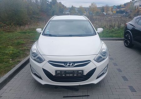 Hyundai i40 cw 1.7 CRDi Premium 100kW Automatik Premium