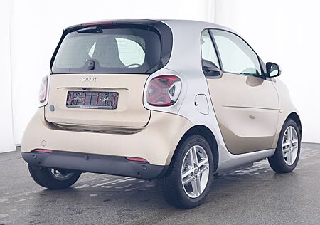 Smart ForTwo EQ Exclusive+LED+22-KW Lader