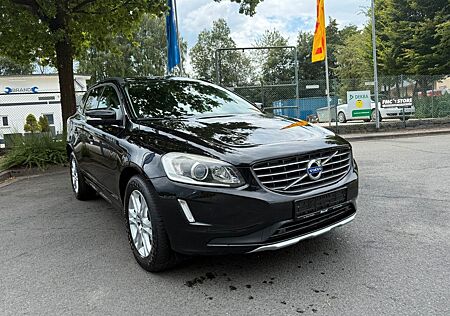 Volvo XC 60 XC60 Momentum AWD*8Fach*AHK*ServiceVoll*