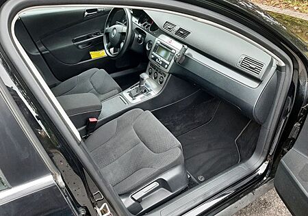 VW Passat Variant Volkswagen 2.0 Turbo FSI Tiptr. Comfortl...
