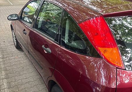 Ford Focus 1,6 Ambiente Ambiente
