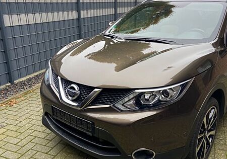 Nissan Qashqai 1.6 dCi DPF Tekna 4 x 2 Safety+I-PA