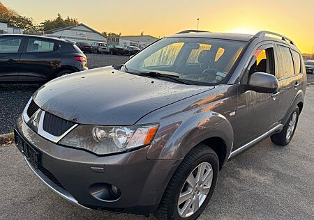 Mitsubishi Outlander 2.0 DI-D Invite 4WD