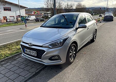 Hyundai i20 1.0 T-GDI 74kW, Klima, Lenkradheitzung usw.
