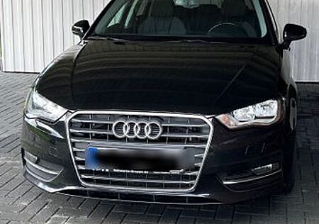 Audi A3 2.0 TDI Attraction Sportback Attraction